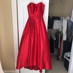 Classic Red Prom Dress